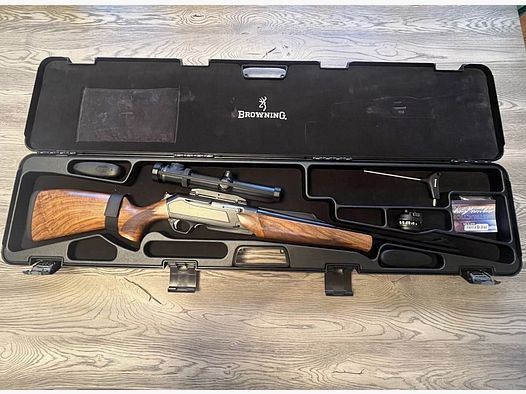 Browning carabine semi-automatique Browning Bar Zenith Wood HC calibre .30-06 avec Zeiss Victory V8 M 1,1-8x30