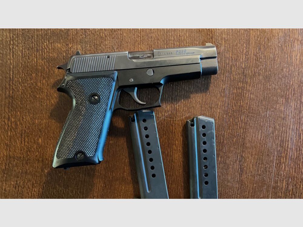 SIG Sauer P220, Bild 1 von 4