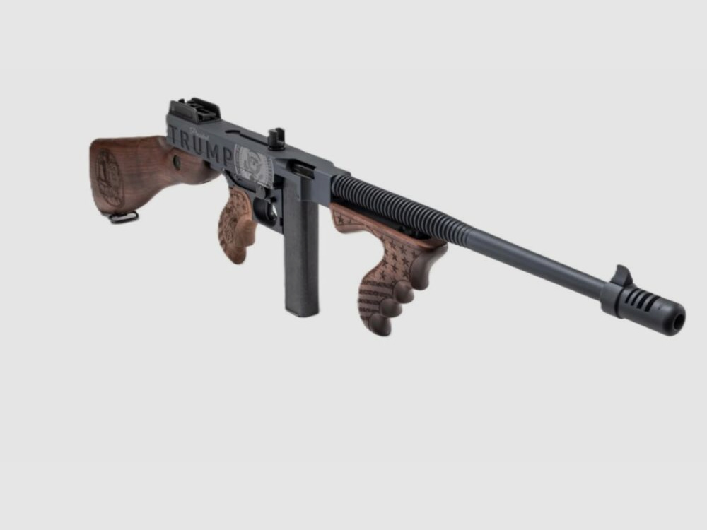 Auto-Ordnance 1927A1 Deluxe 16,5" Trump Salva l'America