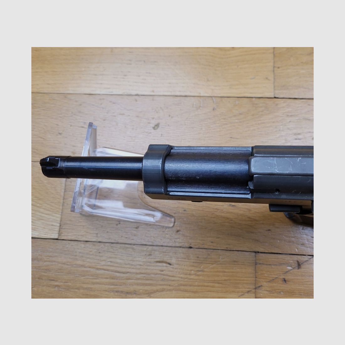 Wunderschöne Walther P38 Pistole – Mauser Oberndorf Fertigung von 1944 – Originalbrünierung zu 98% – Mechanik und Ästhetik einwandfrei – Ausgezeichneter Zustand, Bild 11 von 16