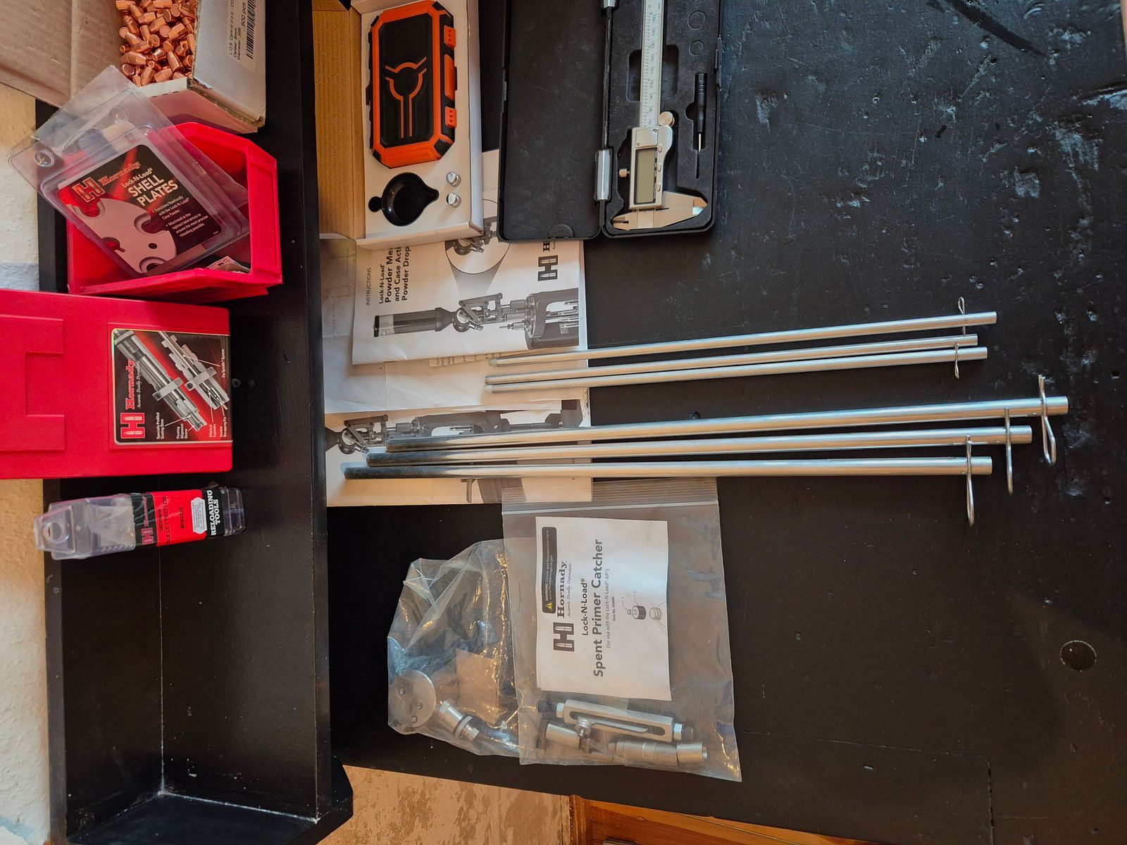 Hornady 5-Station Wiederladepresse Komplettset + massiver Tisch & Zubehör