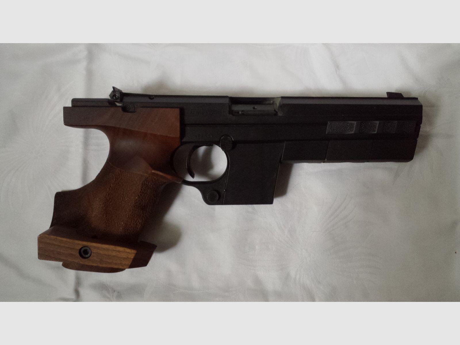 Sport pistol Hämerli 280