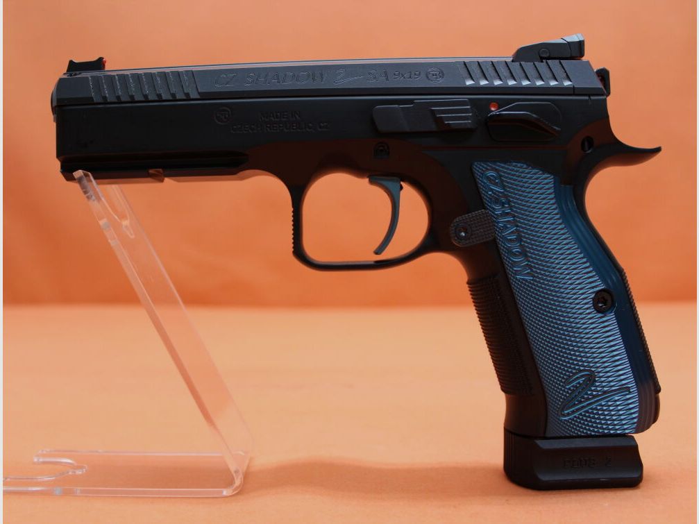 CZUB Ha.Pistol 9mm Luger CZUB SHADOW2 Black Poly SA Trigger/Fiber Optic Sight/3 Magazines (9mm Para/9x19) CZ75