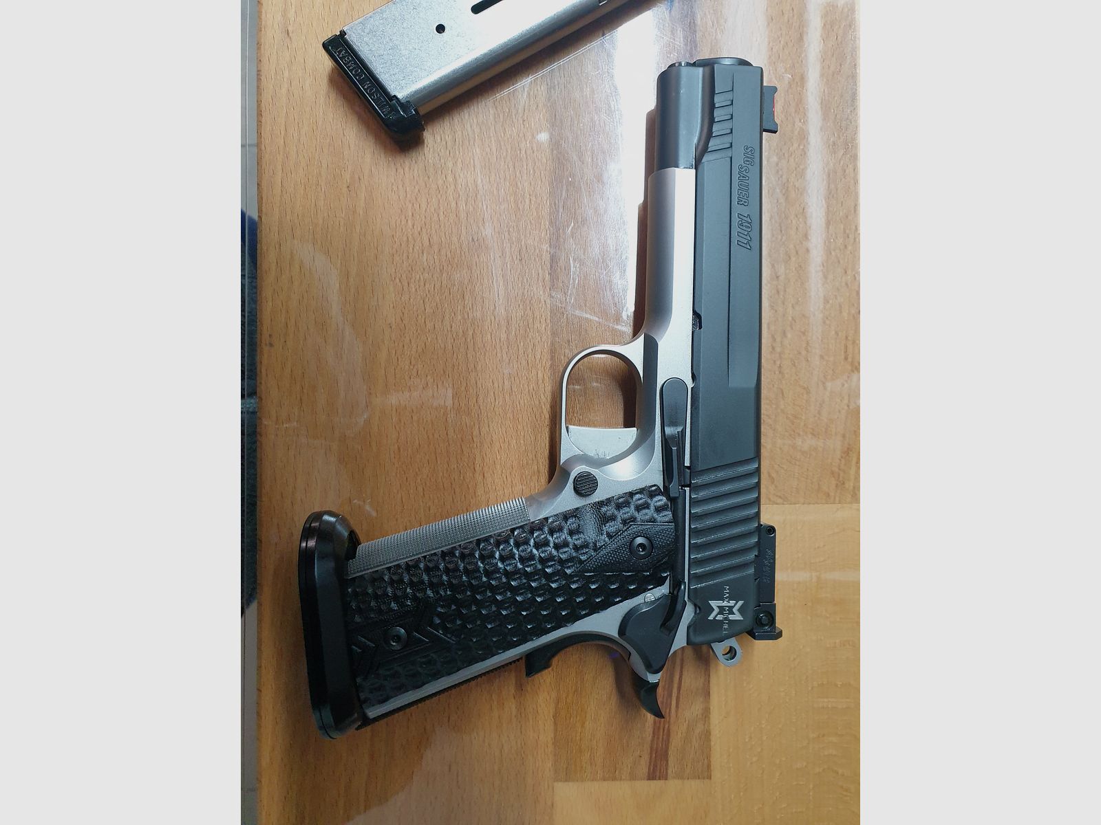 Sig Sauer Max Michel 