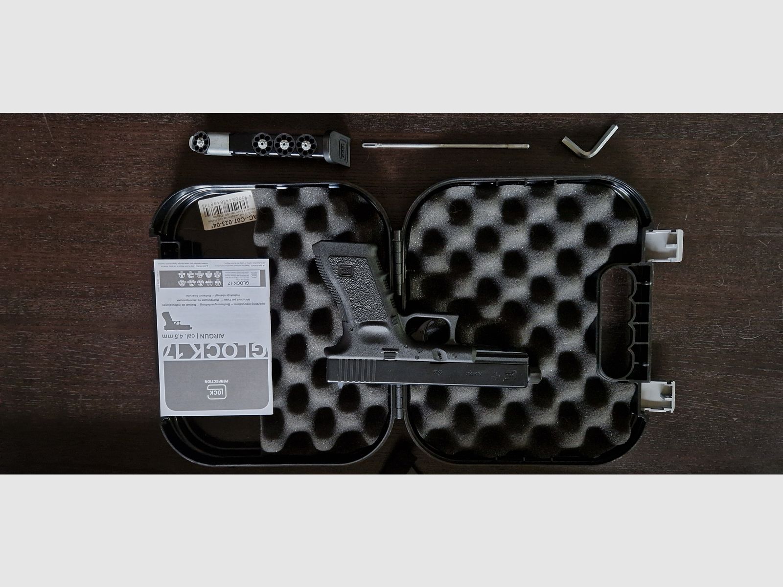 Glock 17 CO2 Pistole 4,5mm defekt! Magazin undicht! Bastler