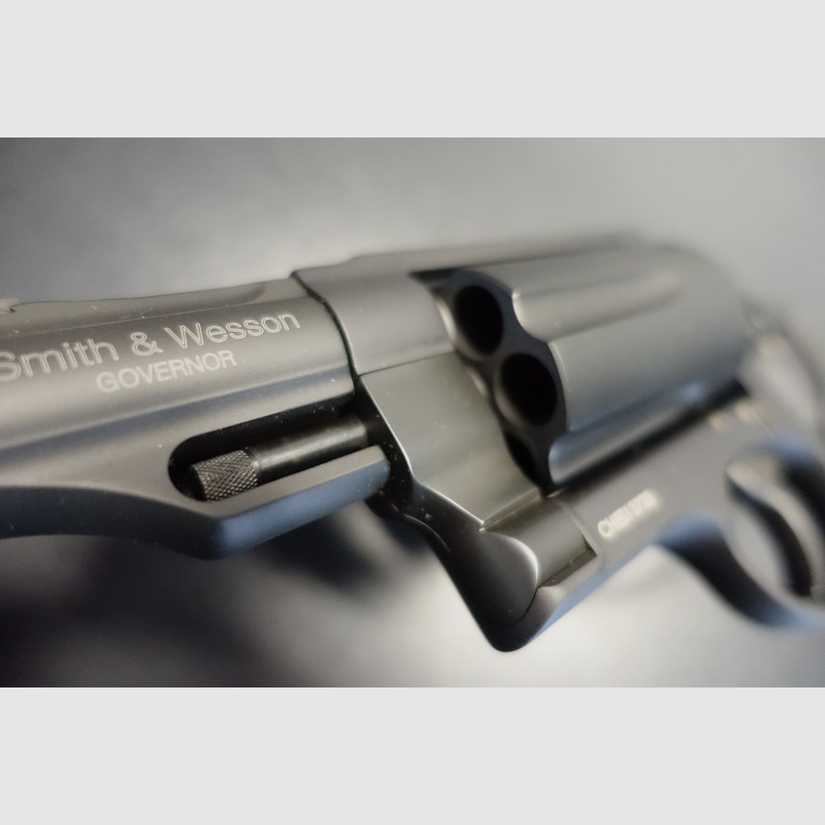 Smith & Wesson Governor, Bild 4 von 5