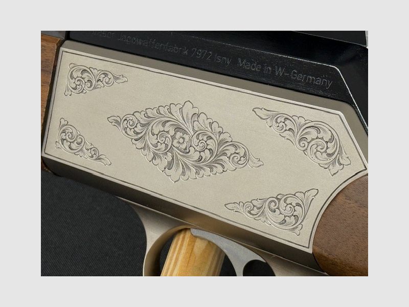 Blaser SR 830 Repetierbüchse Kaliber .300WinMag incl Swarowski und Transportkoffer 
