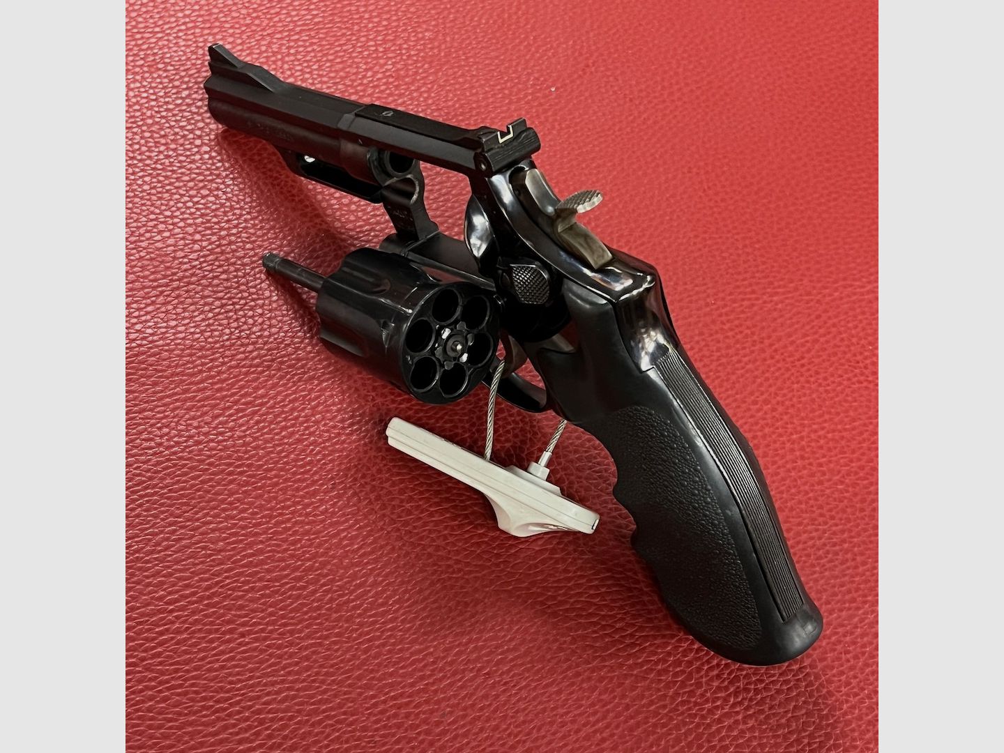 Smith & Wesson 19-3, Bild 5 von 8