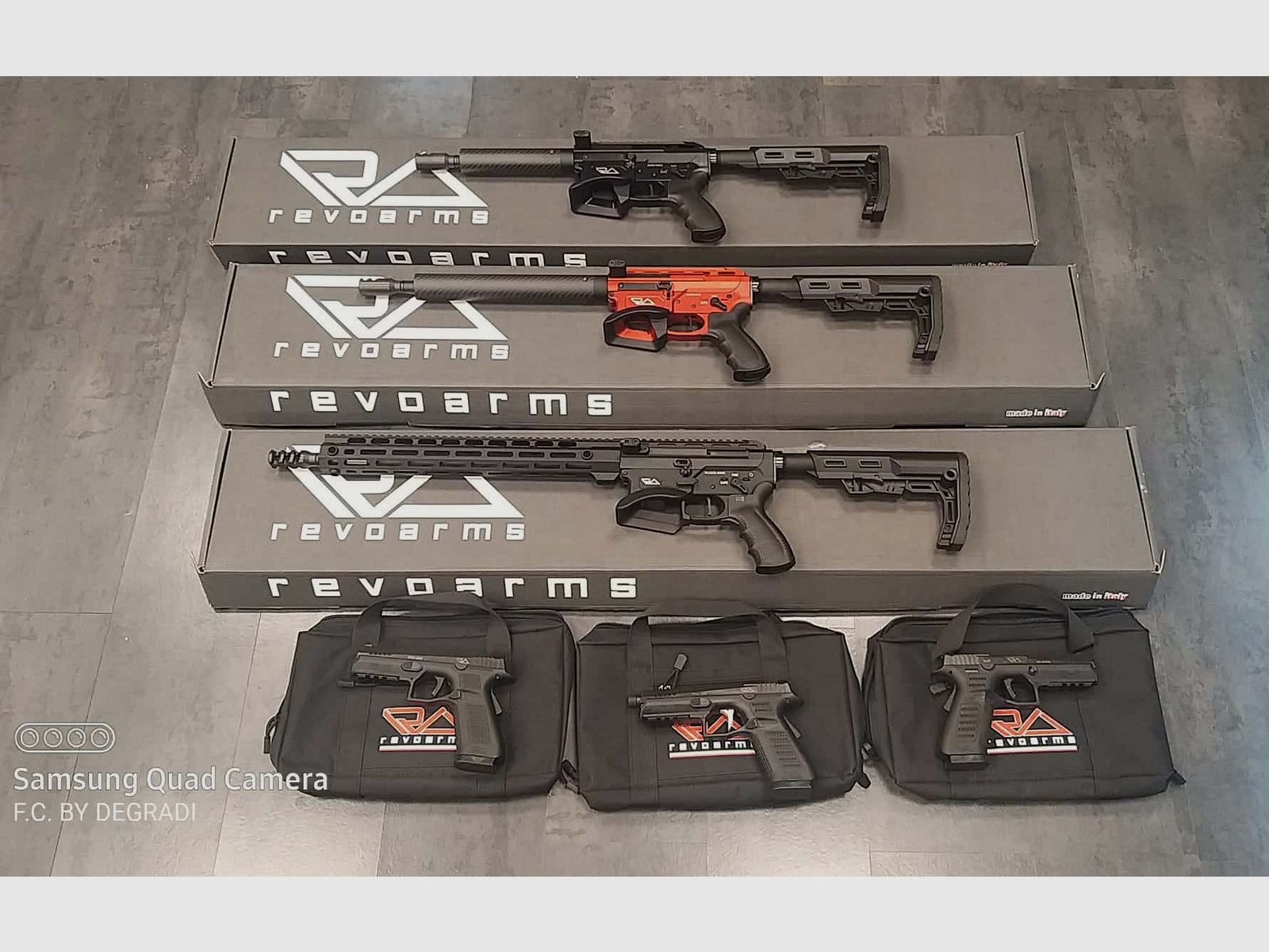 REVO ARMS PISTOL IS-9 CALIBRO 9X19, immagine 3 di 6
