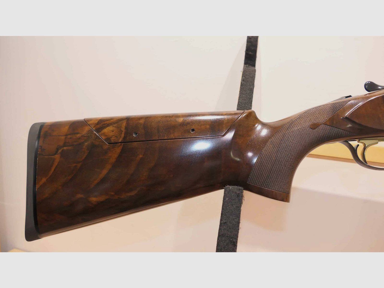 Trapgeweer Caesar Guerini Invictus III Limited Sporting Kal. 12/76 cm, afbeelding 2 van 13