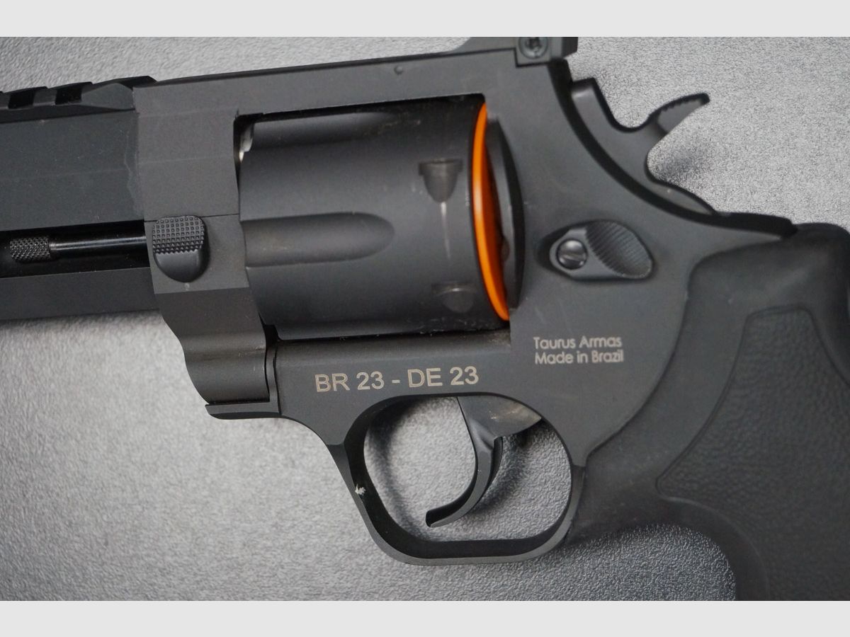 Taurus Raging Hunter 44 Mag 6.73″, Bild 5 von 6