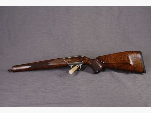 Blaser R93 / Schaft inkl. System // Luxus-Holz!