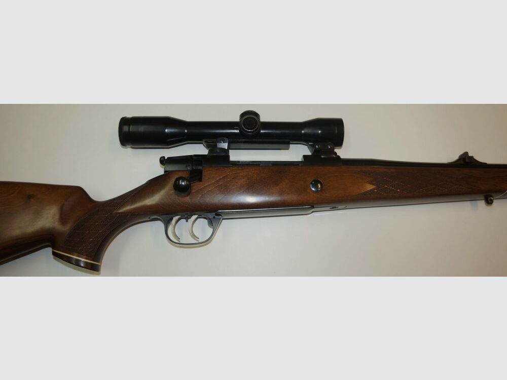 AKAH con telescopio di puntamento Carl Zeiss Diatal