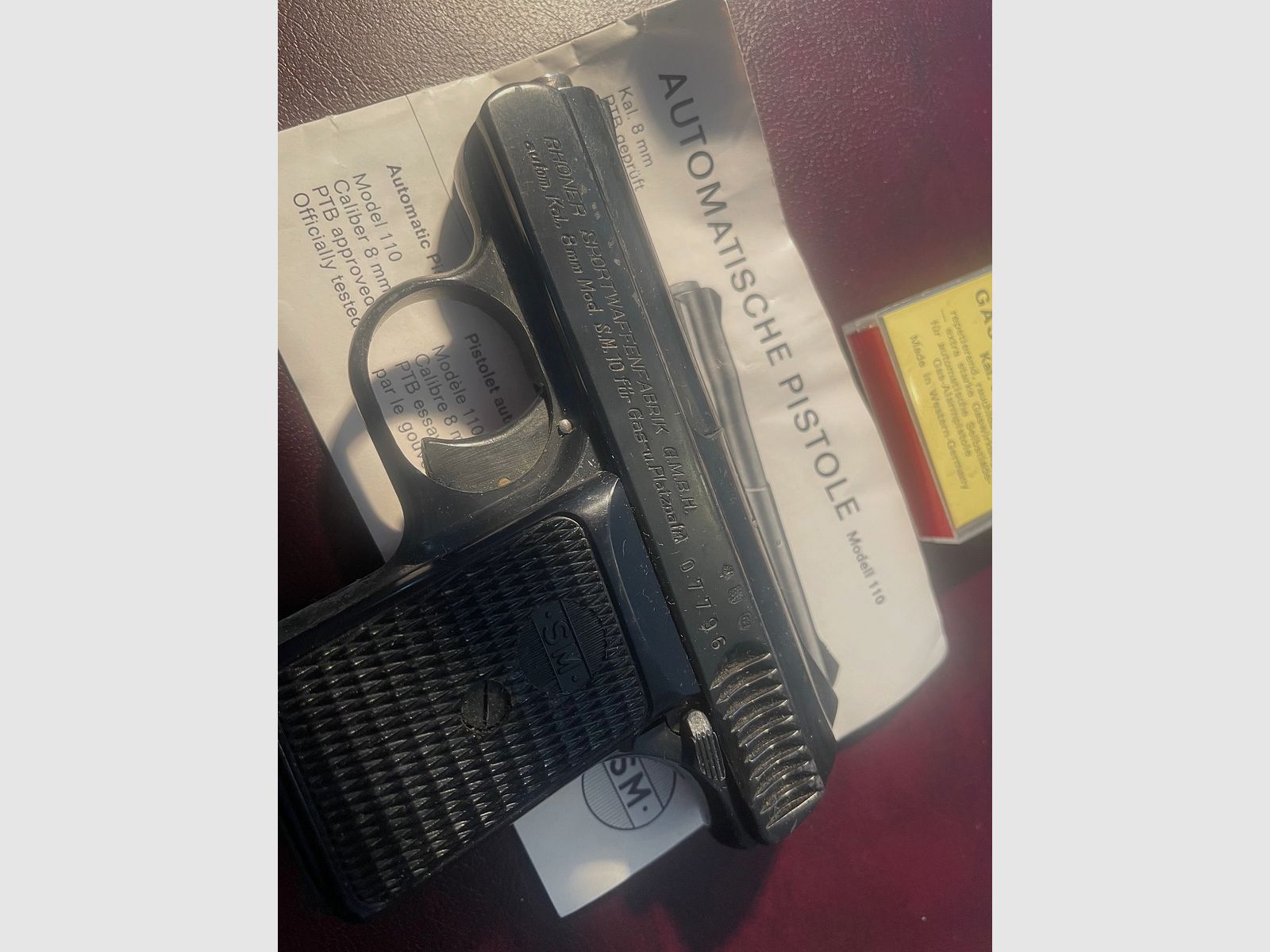 Automatische Pistole SM Modell 110 (Sammlerstück)