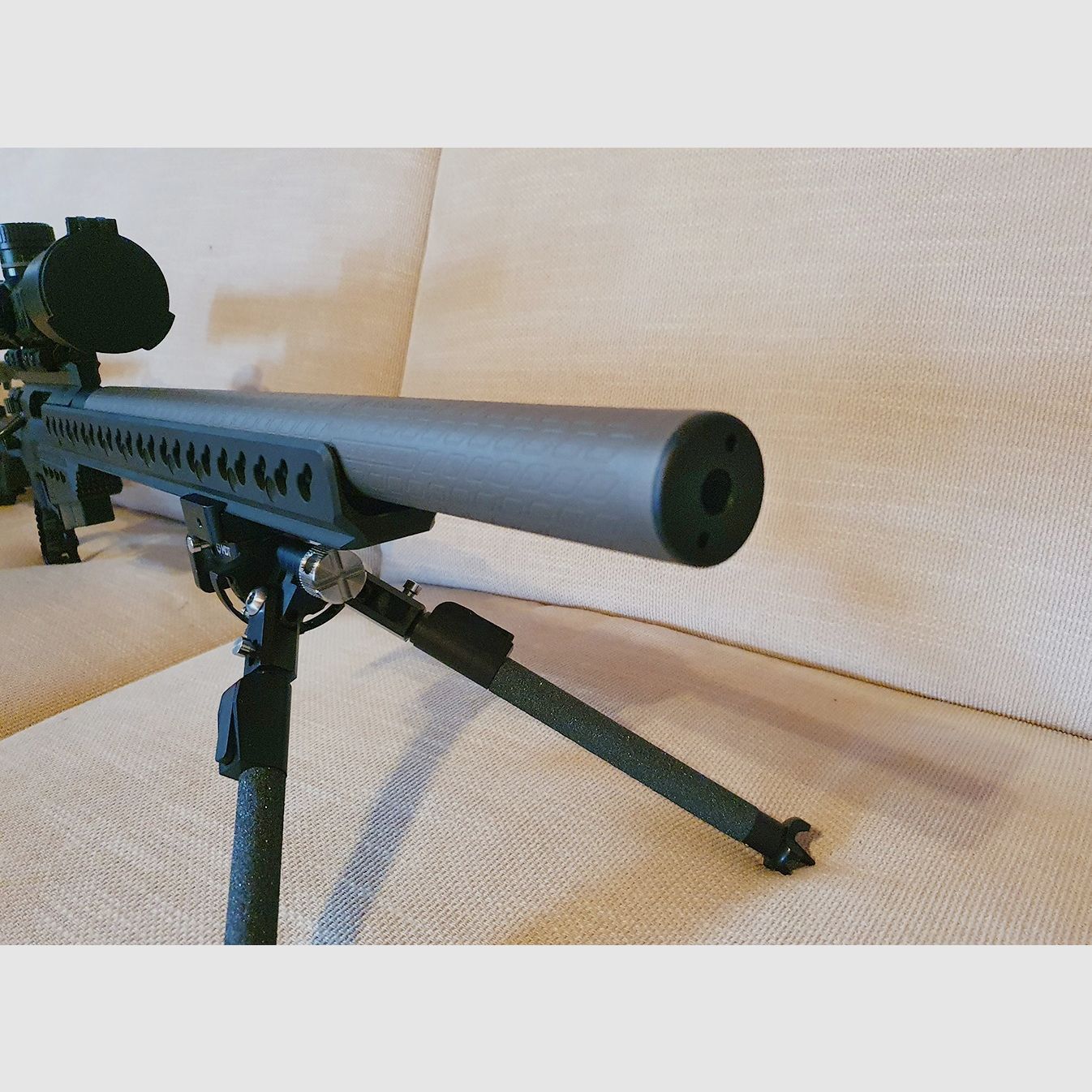 Direct beschikbaar: Speciale productie AI AT-XC Ongeschoten & Nieuw, met Custom B&T Titan-Integralsilencer (Hoofdwapen, accessoires en koffer inbegrepen. Glas/tweepoot tegen meerprijs)