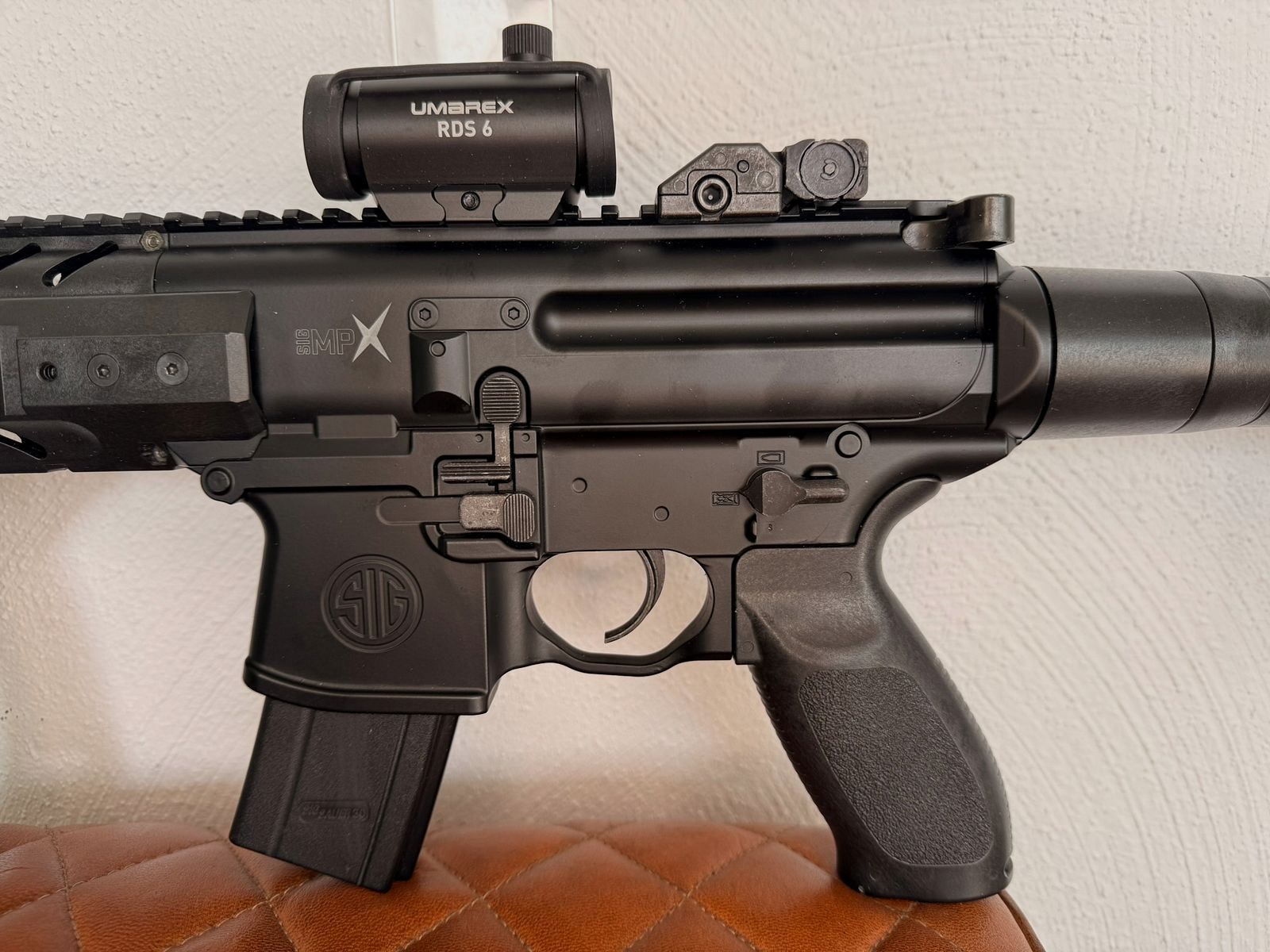 SIG SAUER MPX Carabine Co2 Noir 4,5 mm Diabolo