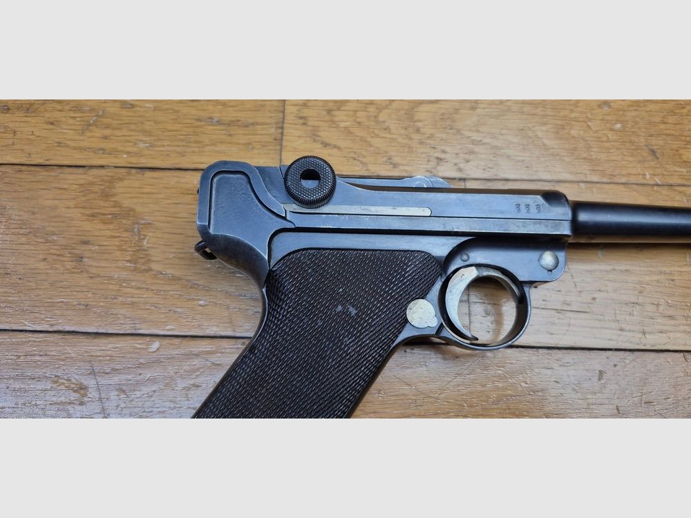 Sehr schöner Luger P08 Pistol Erster Weltkrieg – Herstellung DMW von 1915 – Vollständig monomatrikuliert außer Magazin – Sehr schöne Mechanik – Wunderschöner Lauf – Selten guter Zustand für seine 111 Jahre! – TBE+, Bild 4 von 23