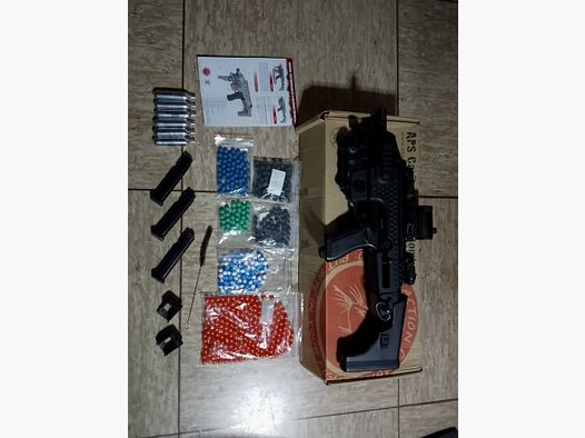 RAM Cal .43 Combat (Glock) + 4 magazines + Aps Caribe action conversion kit T1-Socom sight and accessories Co2 fastballs + paintballs