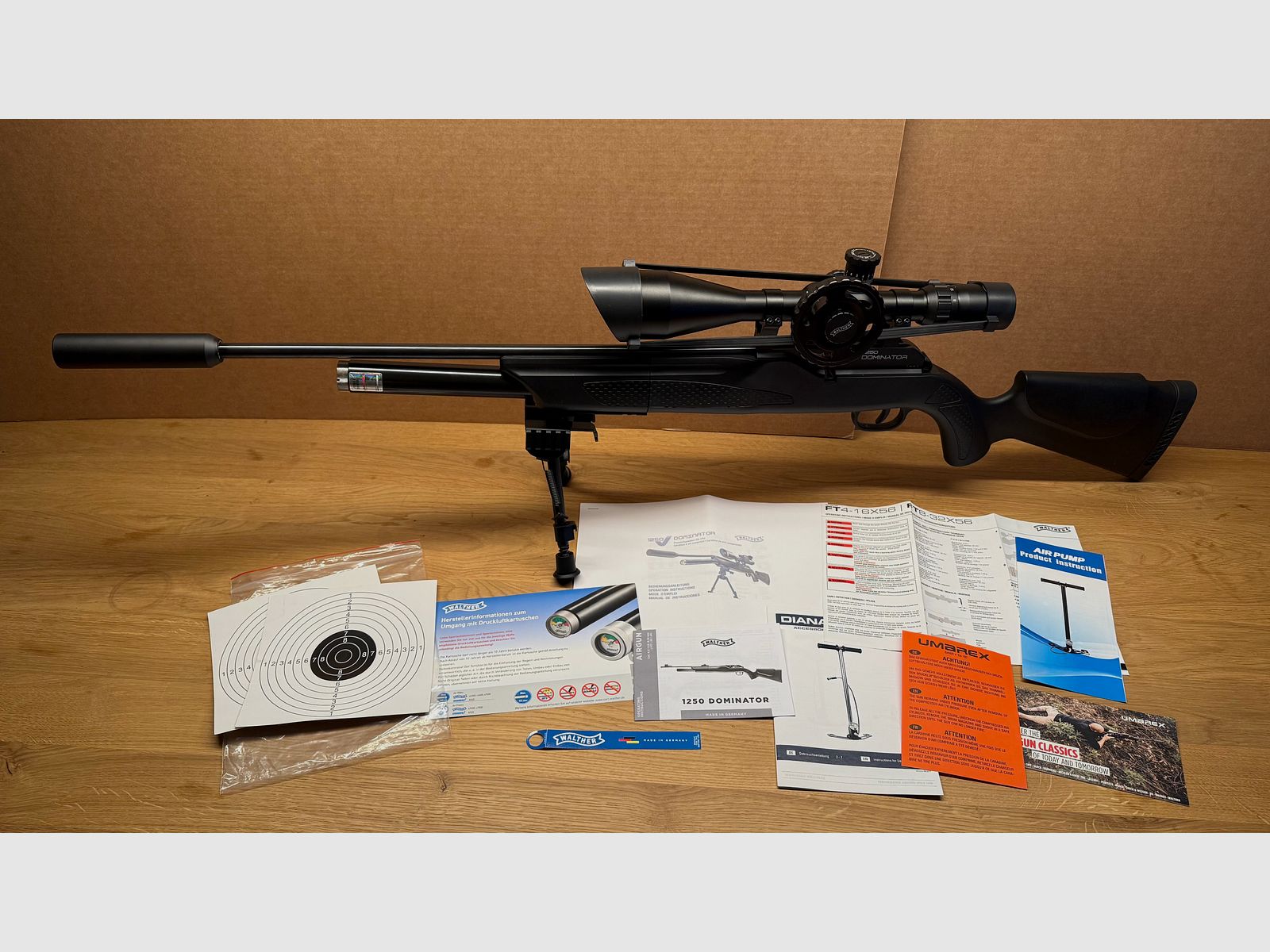 Pressluftgewehr Walther 1250 Dominator FT stock in plastica, scope 8-32x56, suppressor e bipiede calibro 4,5 mm incl. accessori !!!