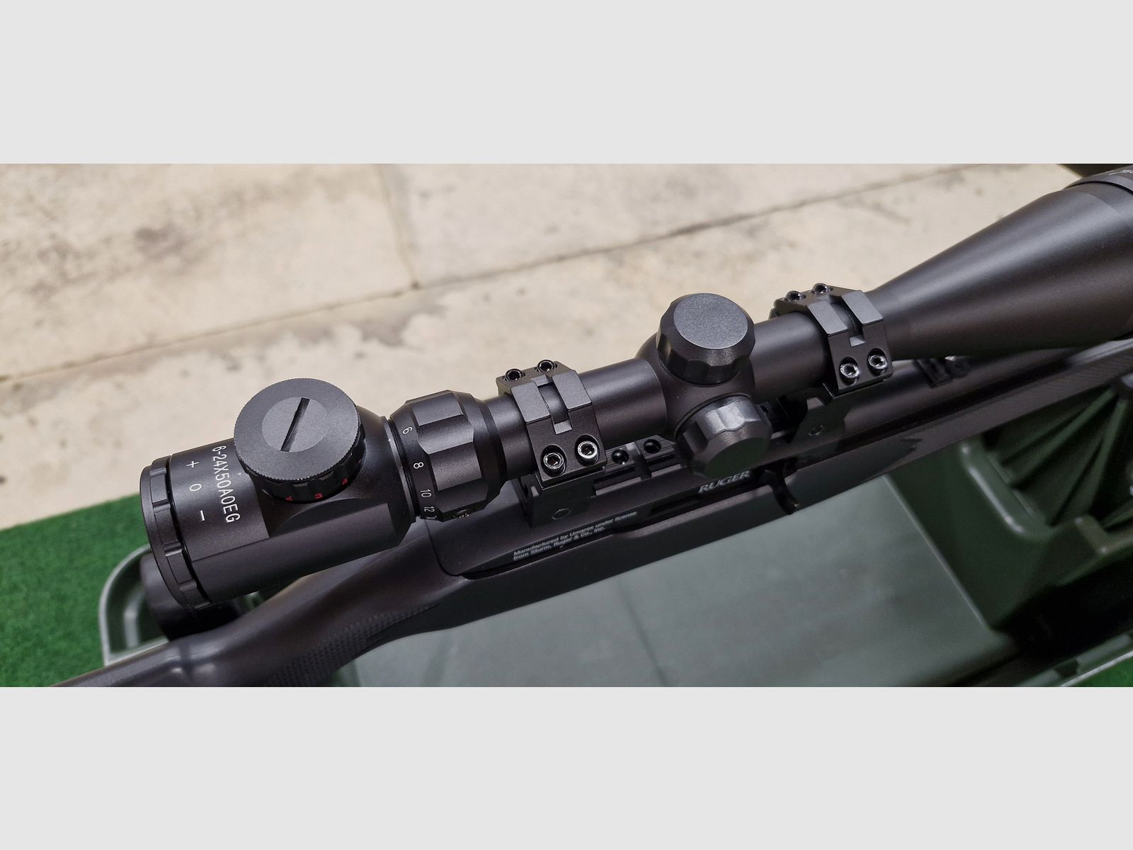 Ruger 10/22 - CO²-Gewehr mit 10-Schuss-Magazin und Zielfernrohr, Diabolo, Zubehör