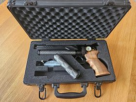 Verkaufe neuwertige Huben Pistole GK 1 incl. Zubehör zum TOP PREIS