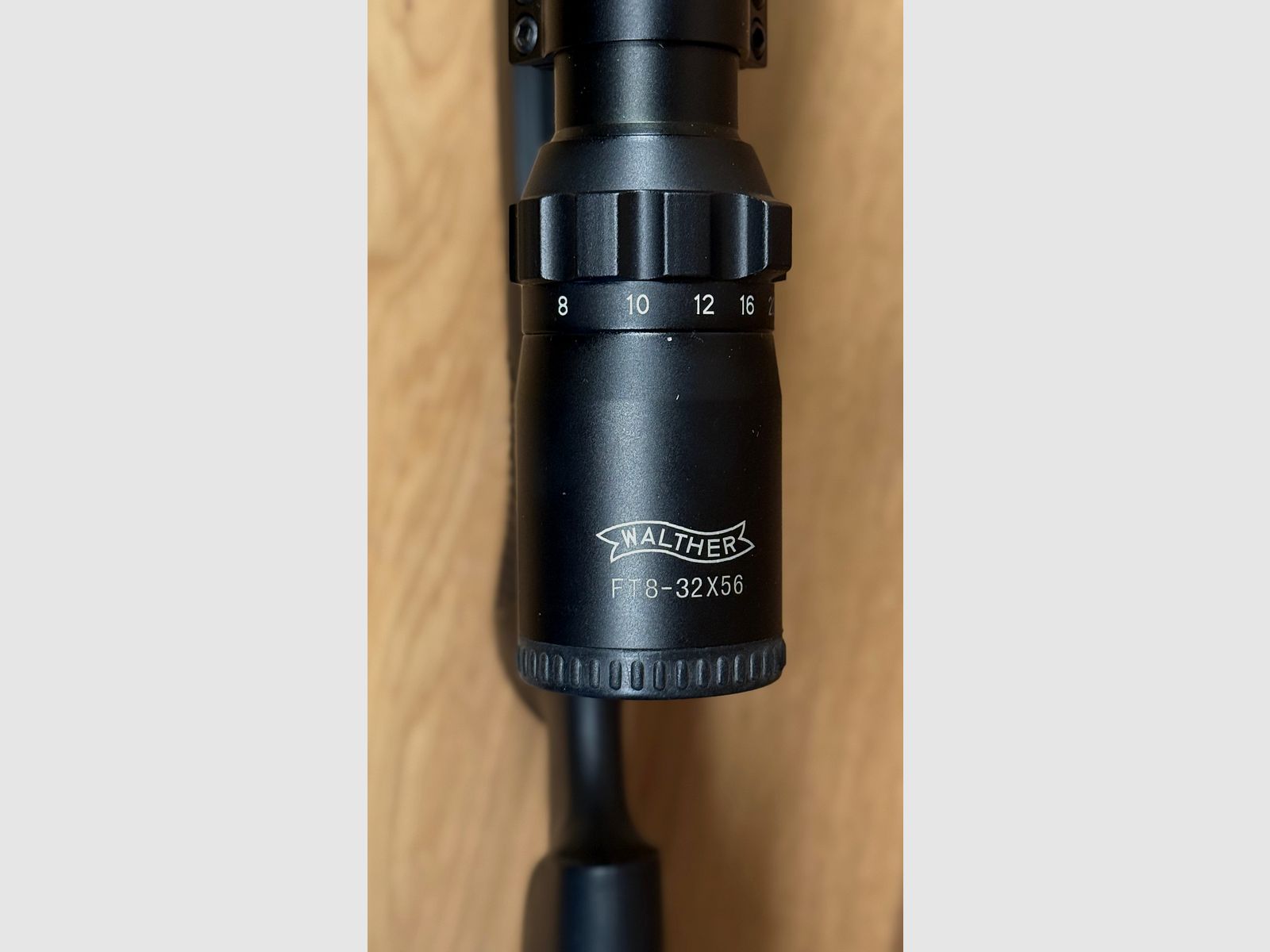 Pressluftgewehr Walther 1250 Dominator FT stock in plastica, scope 8-32x56, suppressor e bipiede calibro 4,5 mm incl. accessori !!!