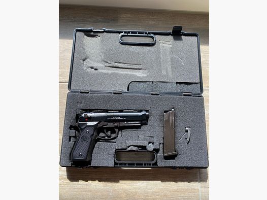Beretta US M9A1 Softair Vollmetall GBB 6mm BB schwarz