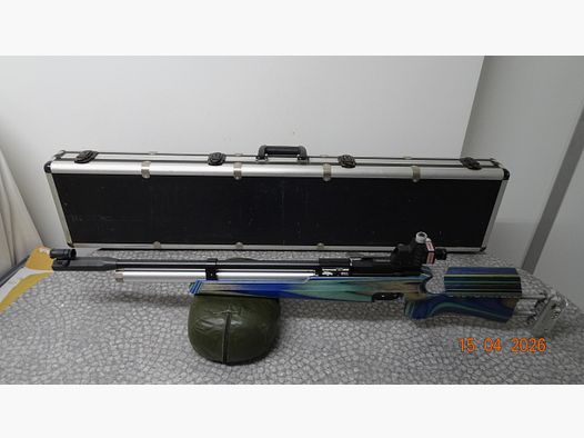 Wettekampf - Anschütz Match Luftgewehr Mod. AIR 2002 mit Schichtholzschaft bund - Alu-Kappe. - Pressluftkartusche LG Alu silber