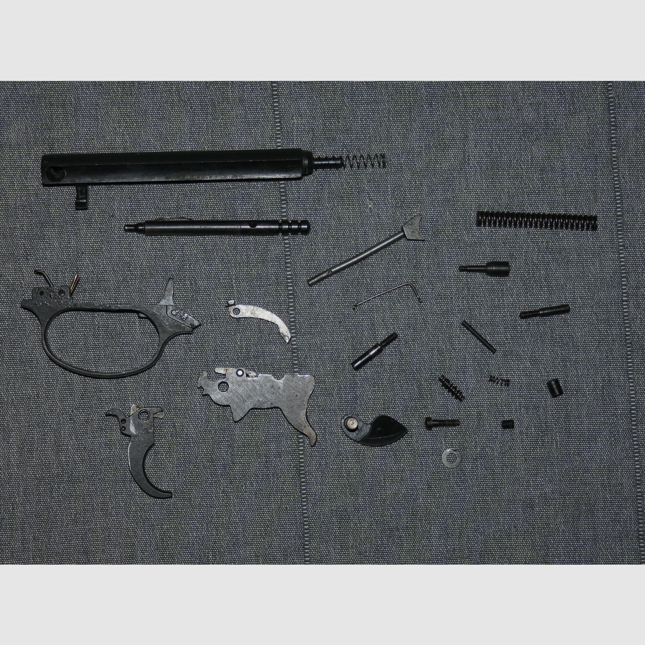 Conjunto de piezas de repuesto SA Revólver (Fabricante desconocido) Acero completo