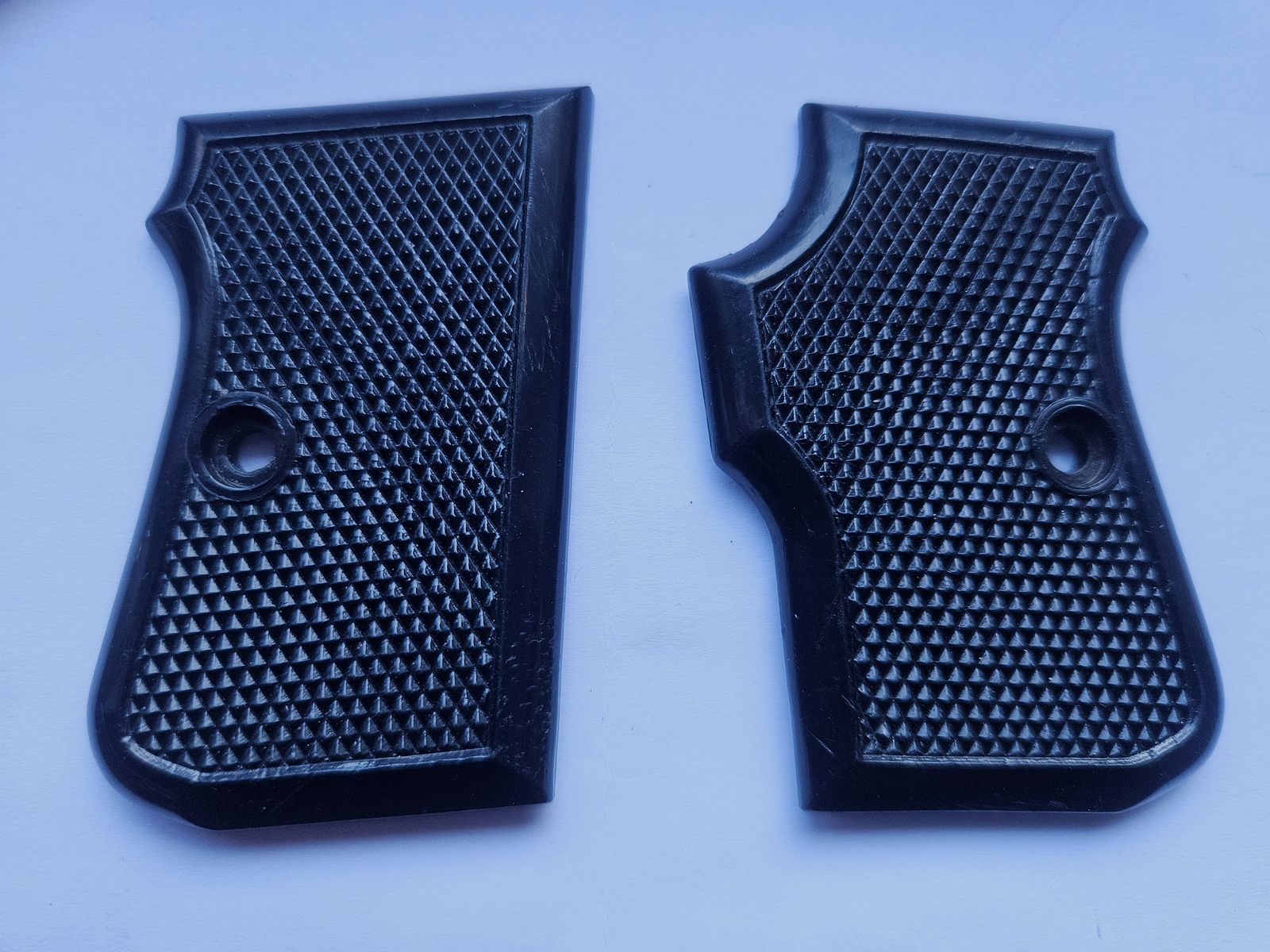 Poignées Mauser WTP………