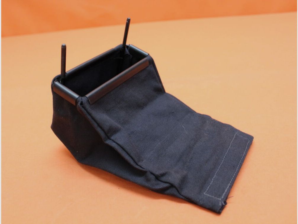 DSArms FN FAL/ G1/ L1A1: Capturador de casquillos DSA // Bolsa para casquillos para tapa Picatinny DSA
