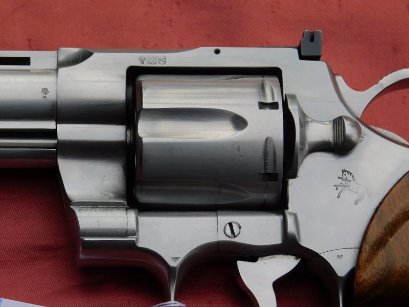 Colt Python stainless mit 6 " Lauf Kal. 357 Mag. top Zustand!