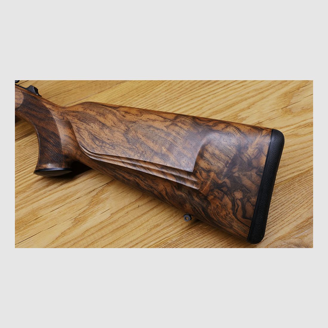 Blaser K95 Kipplaufbüchse / Black Edition / 6,5 Creedmoor / 52cm Lauf, lange Seitenplatten / HK 8 matt / Goldener Verschlussblock & Abzug / TRAUMWAFFE!
