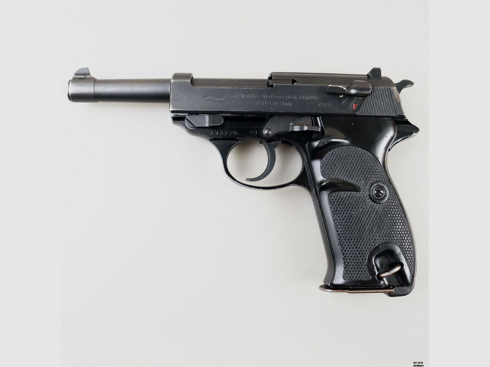 Pistola Walther mod. P38 cal. 9×19 mat. 113726, immagine 1 di 12