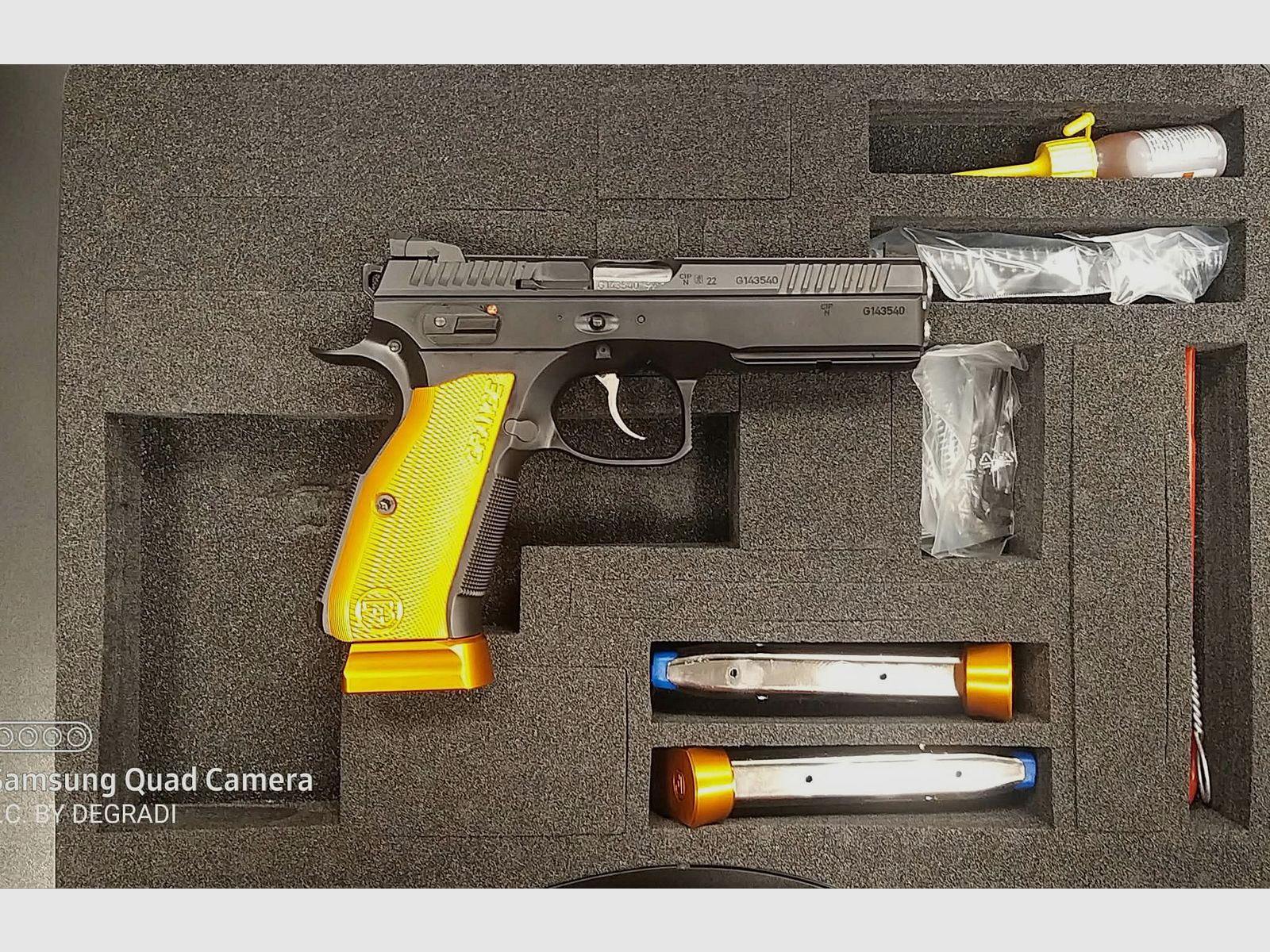 CZ SHADOW 2 ORANGE CALIBER 9X19, image 1 of 4