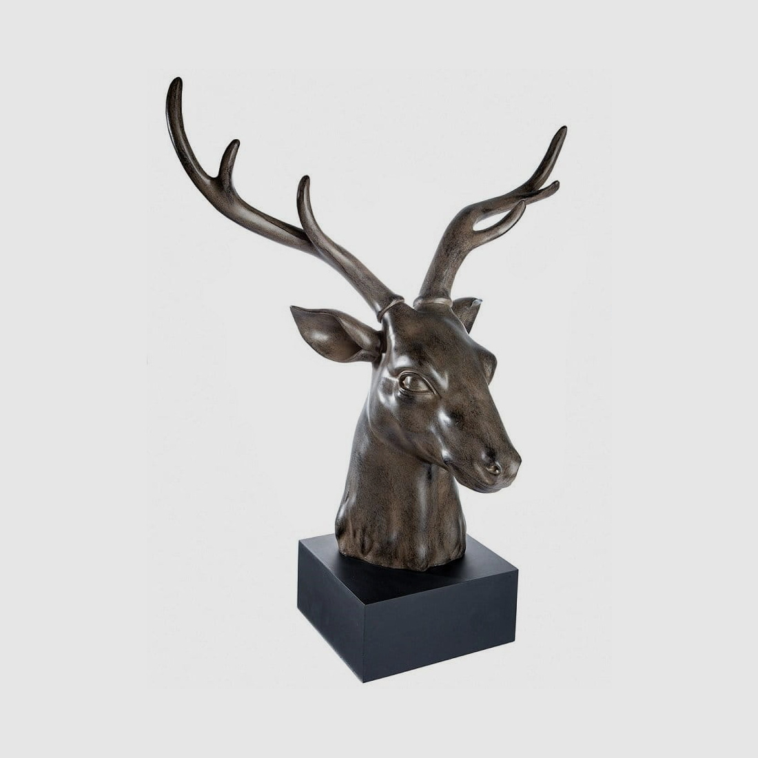 Guild sculpture deer head