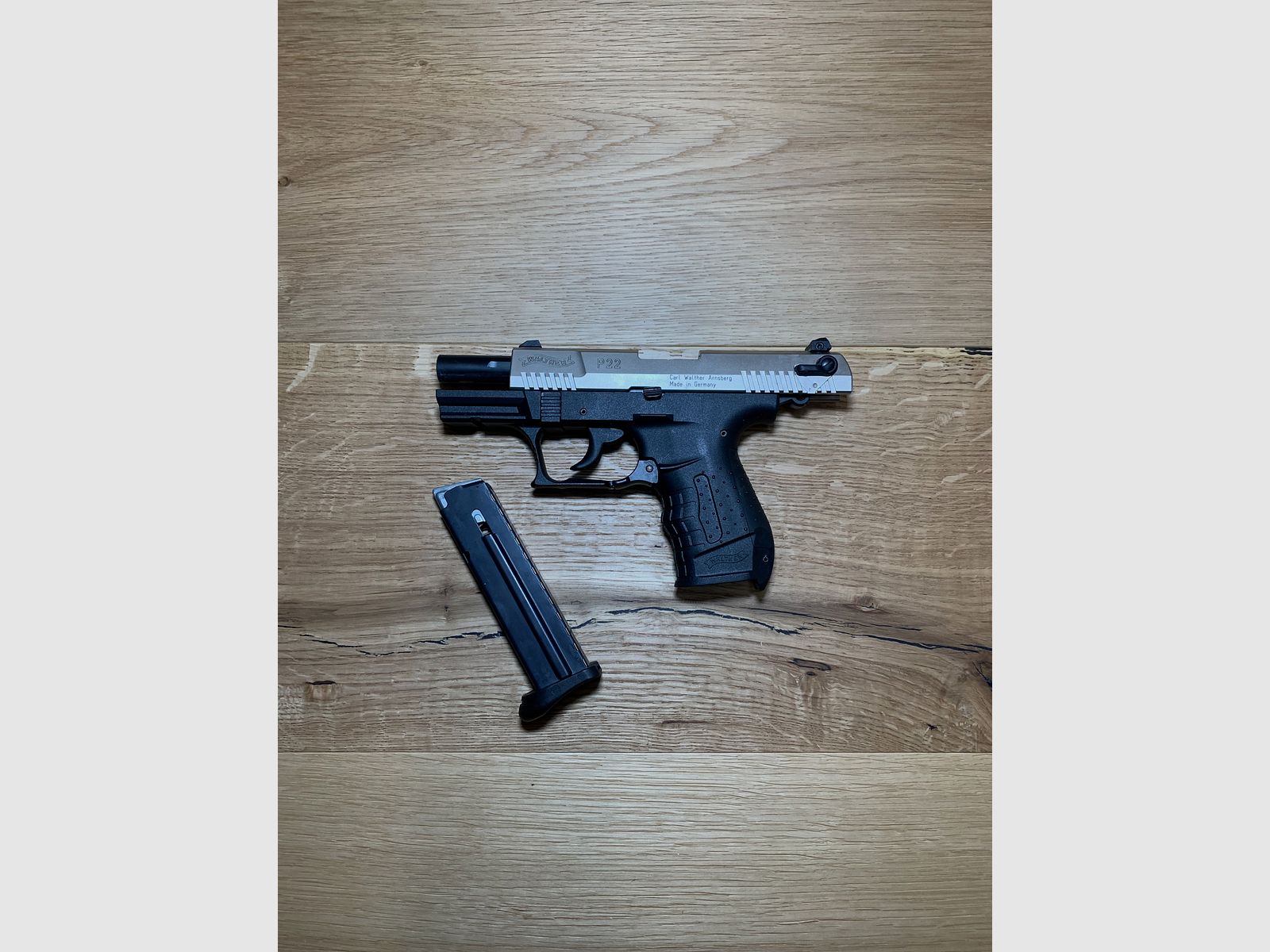 Walther P22 signal pistol 9mm P.A.K. in bicolor by Umarex