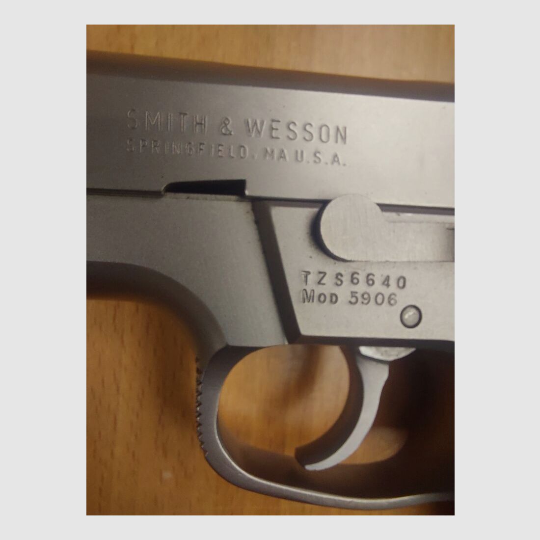 Smith & Wesson, USA M 5906
