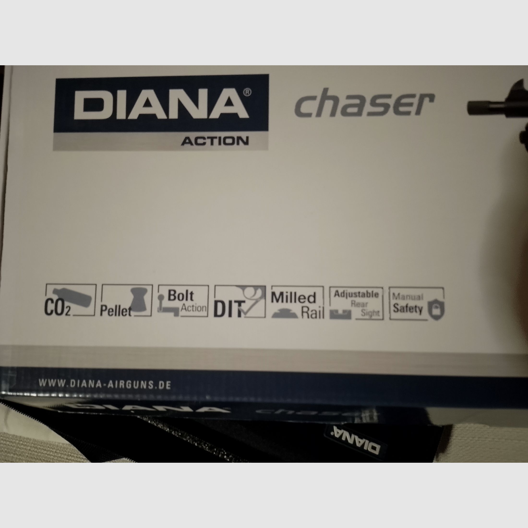 Diana Chaser 5.5mm with accessories bag pellets Hunter Mate Diablos CO2 like new