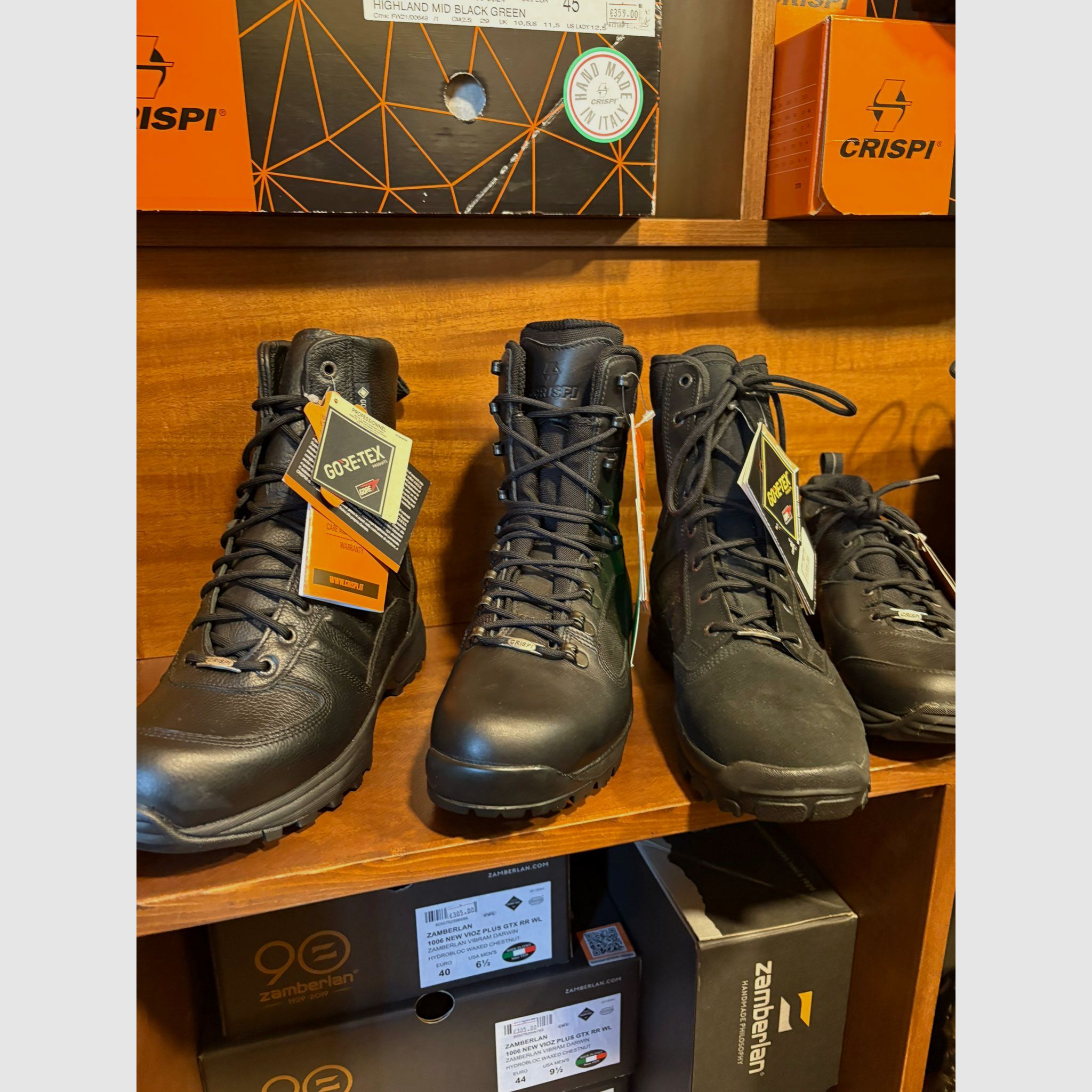 BOTTES CRISPI ZAMBELAN AKU BROWNING ET BIEN D'AUTRES, image 19 sur 20