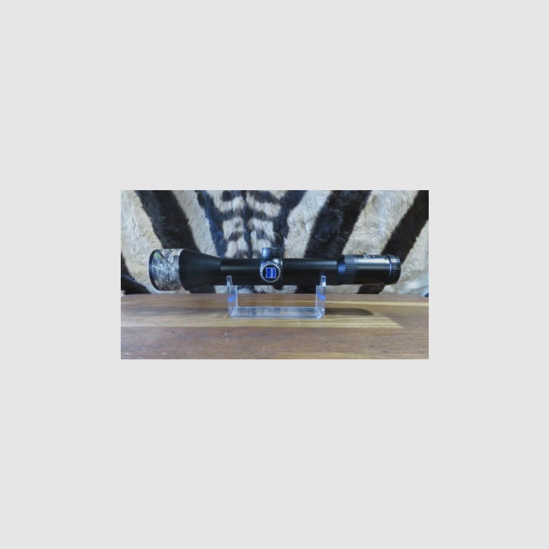 Lunette ZEISS Diavari VM 2,5-10x50T* 1° plan focal – à rail, image 2 sur 9