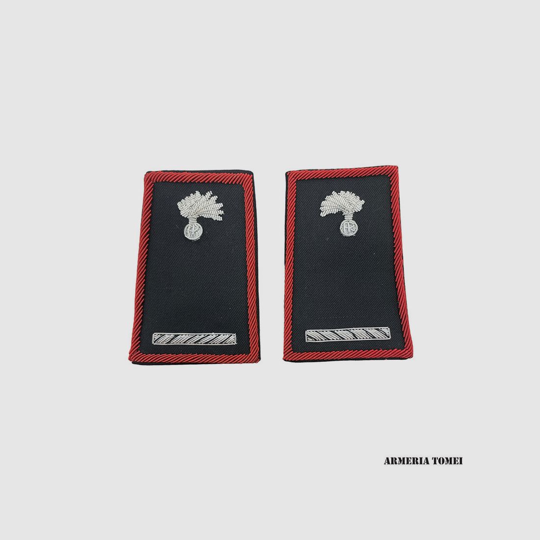CARABINIERI – PAR DE TUBULARES MARESCHALLO BORDADOS EN CANOTTIGLIA