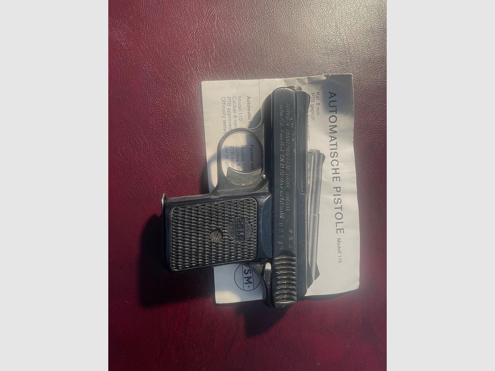 Automatische Pistole SM Modell 110 (Sammlerstück)