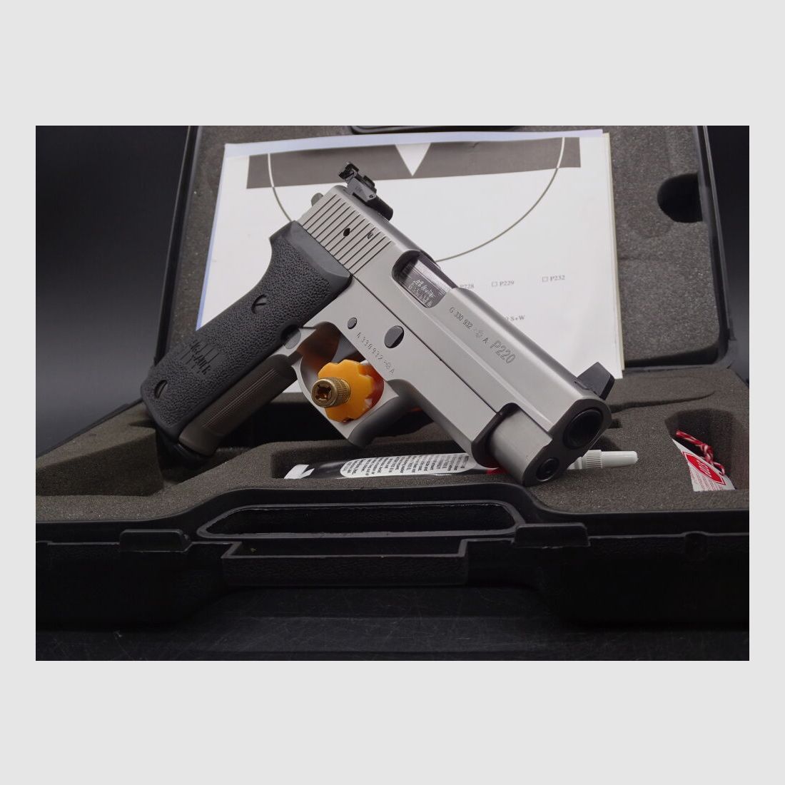 SIG SAUER Made in Germany P220 Kaliber .45 Auto P220, Bild 3 von 5