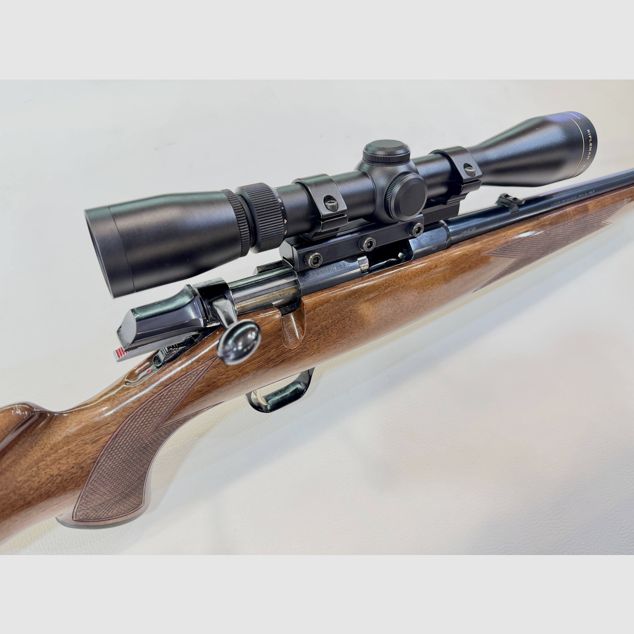 BROWNING A-BOLT – 22 L.R., imagen 3 de 6