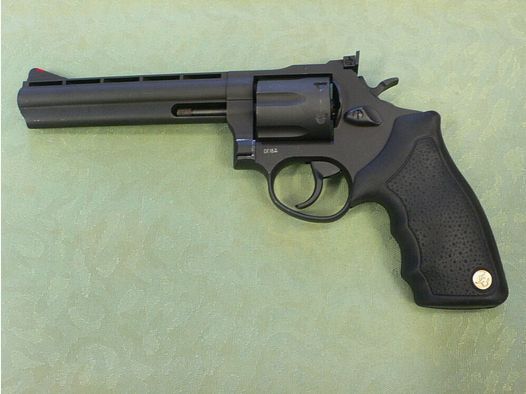 Taurus Mod.689