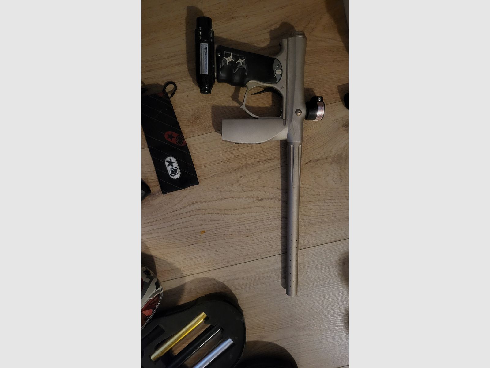 Kompletne wyposażenie do paintballa