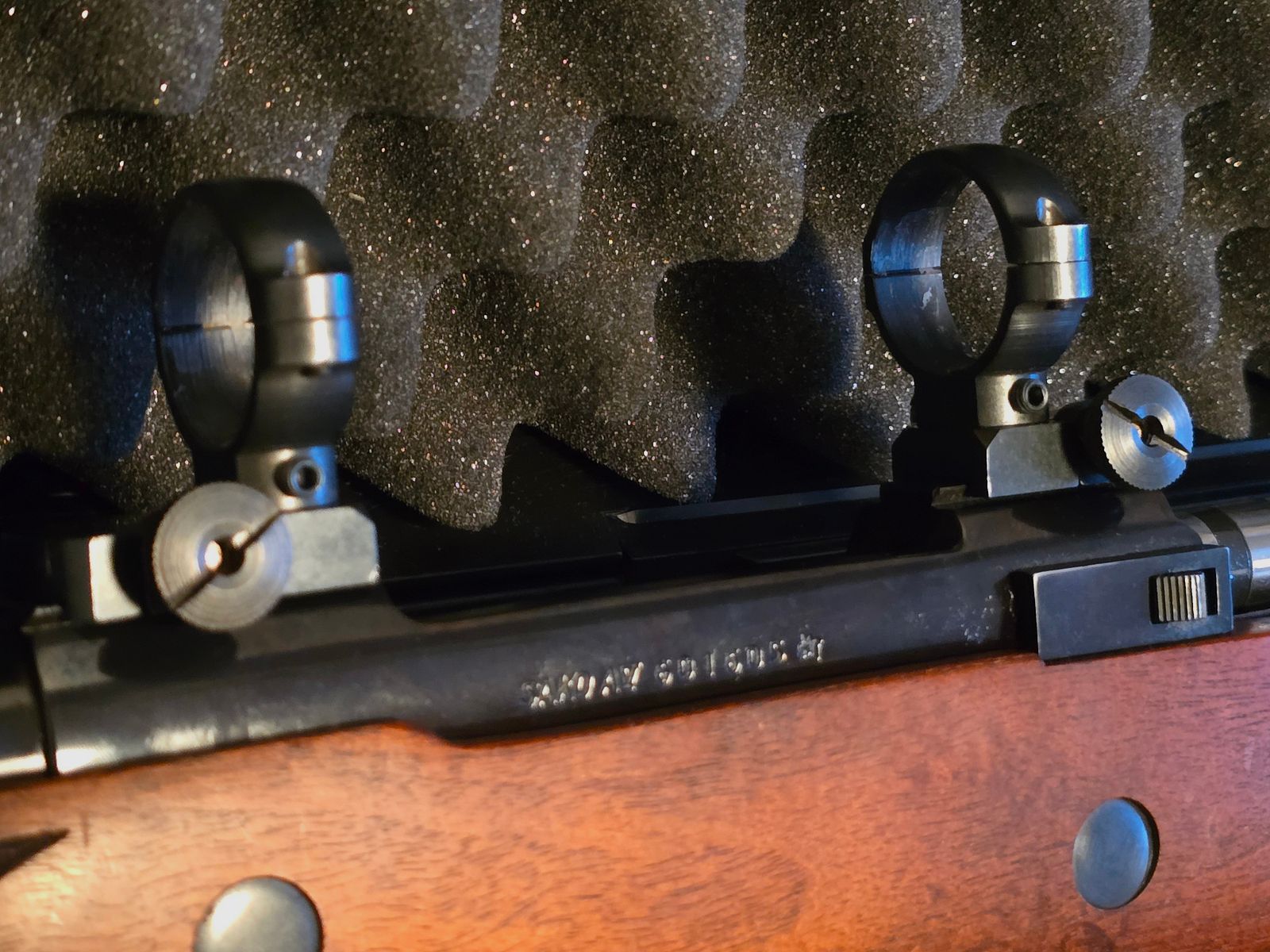 Sako AV .375 H&H Afrikabüchse mit 30mm Ringmontage