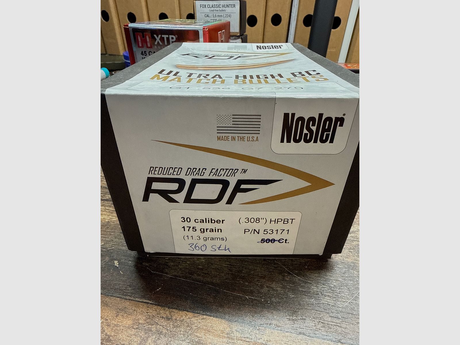 Bundle - Accessori per ricarica e proiettili vari - Set di matrici .45 Auto - Protezione per silenziatore di Svenke