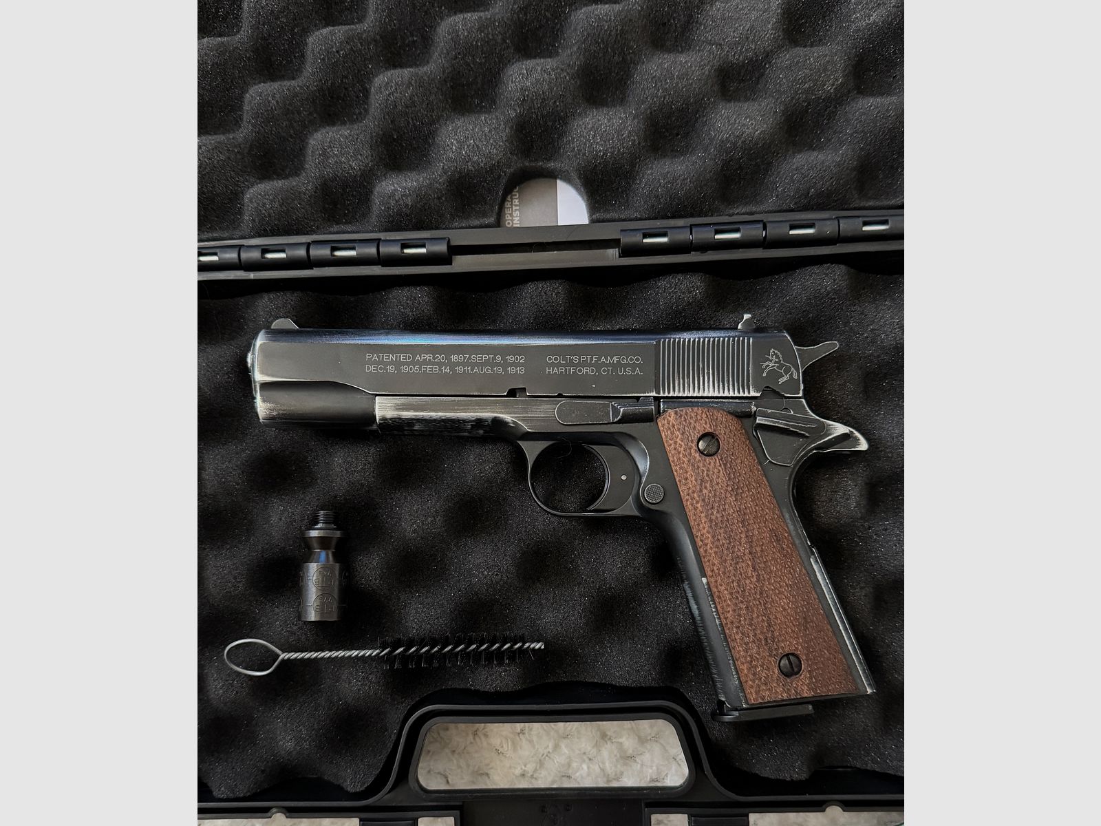 Colt Government 1911 A1 pistola a salve 9 mm P.A.K finitura antica con impugnature in legno NUOVA